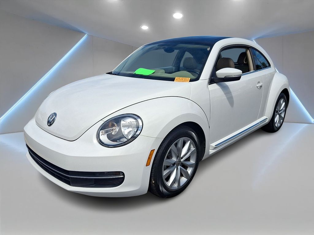 Candy White 2013 Volkswagen Beetle TDI Hatchback Front-Wheel Drive 6-Speed Dual Clutch