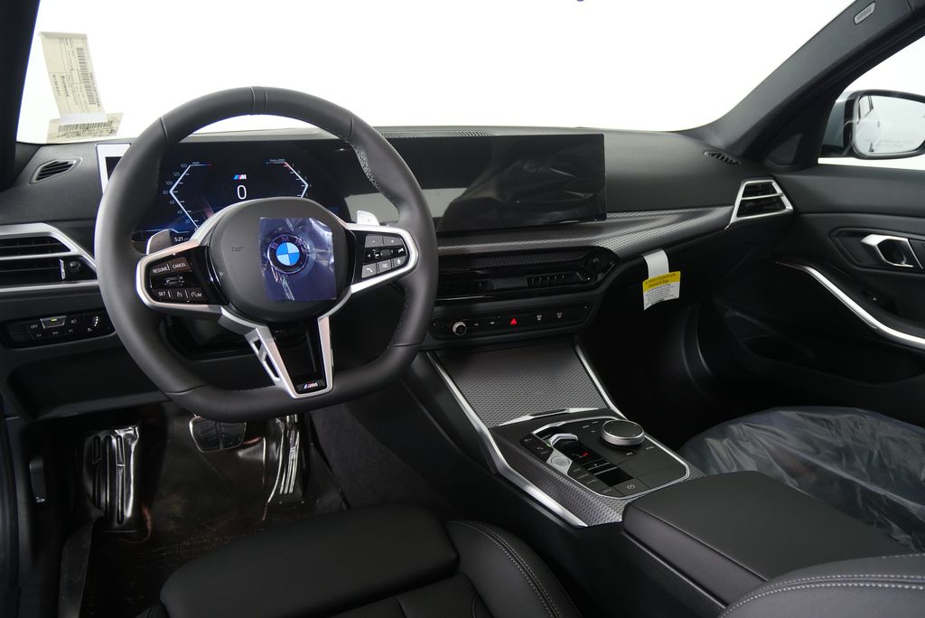 Thumbnail: 2026 BMW 3 Series - 18