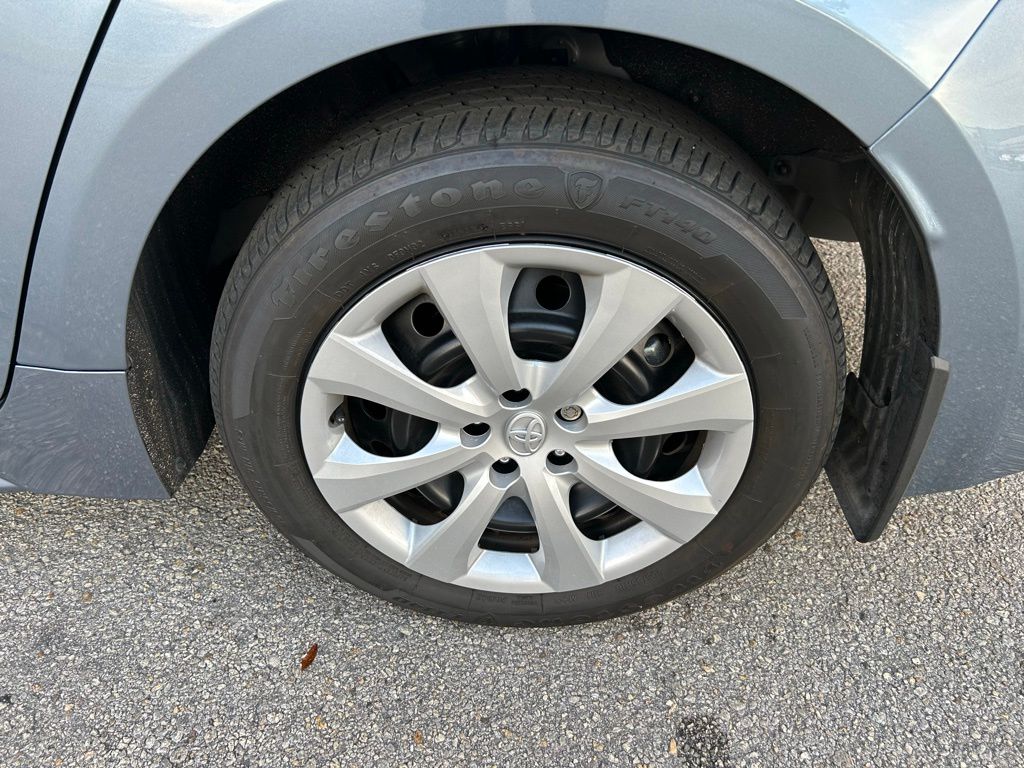 Thumbnail: 2024 Toyota Corolla - 9