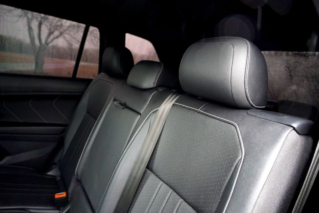 Used Car 2023 Volkswagen Tiguan  2.0t Se R-line Black For Sale Under $25,000 In Taylor, Texas