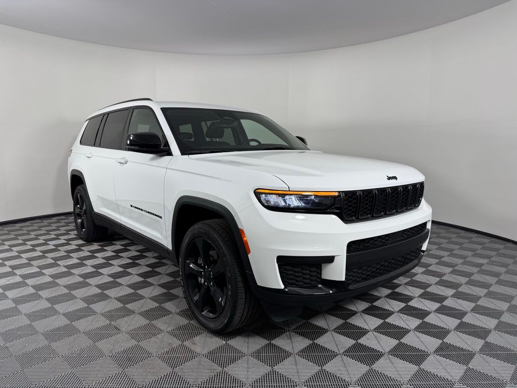 2023 Jeep Grand Cherokee L Altitude 3