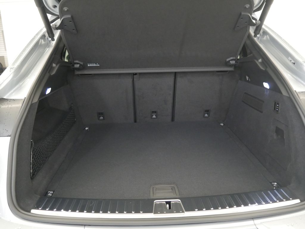 Thumbnail: 2026 Porsche  - 24