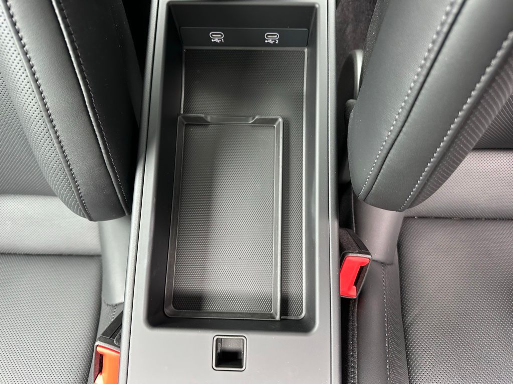 Thumbnail: 2024 Porsche 911 - 23