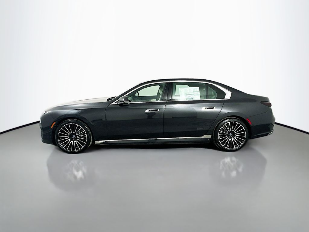Thumbnail: 2025 BMW i7 - 8