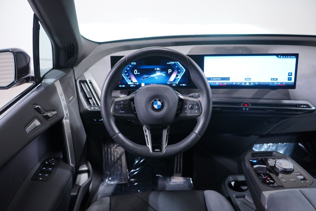 Thumbnail: 2026 BMW iX - 11