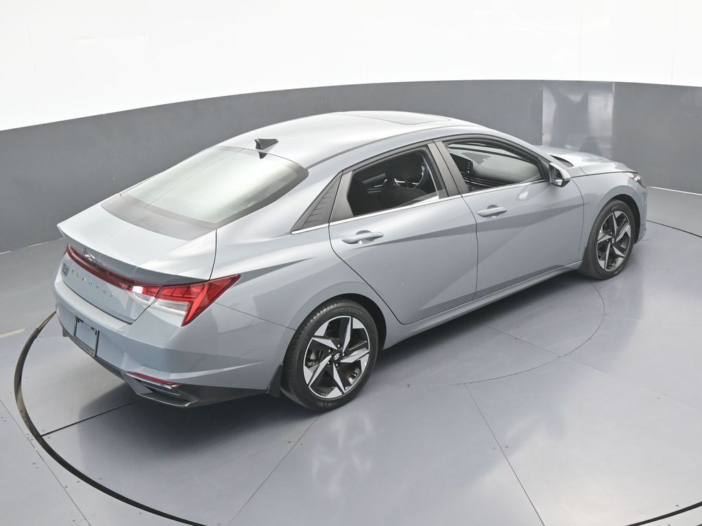 Used 2022 Electric Shadow Hyundai SEL image 47