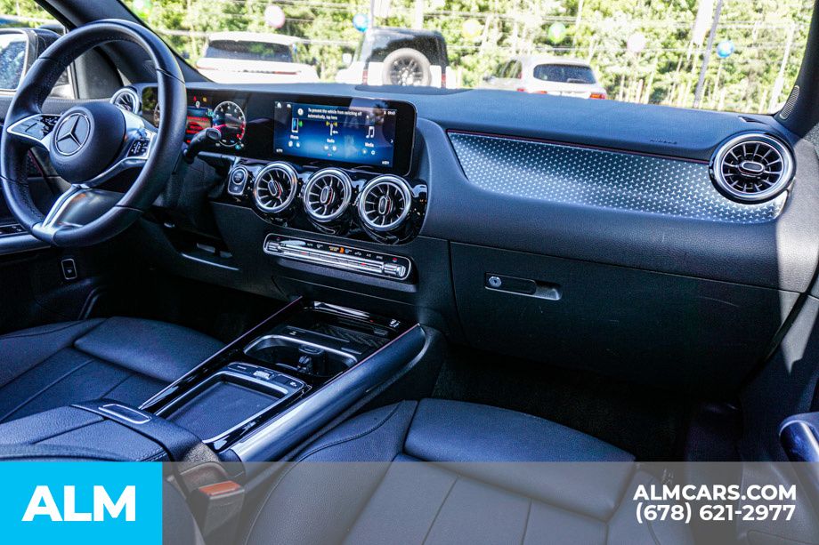 Used 2025 Black Mercedes-Benz GLA 250 image 24