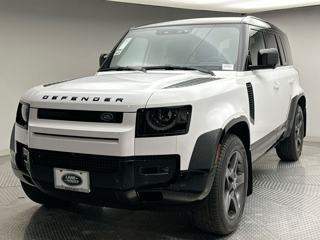 2025 Land Rover Defender 110 -
                Paramus, NJ