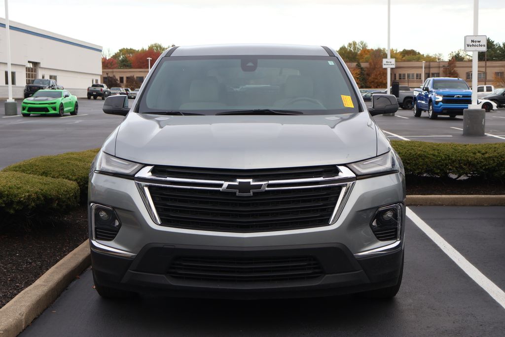 Thumbnail: 2023 Chevrolet Traverse - 2