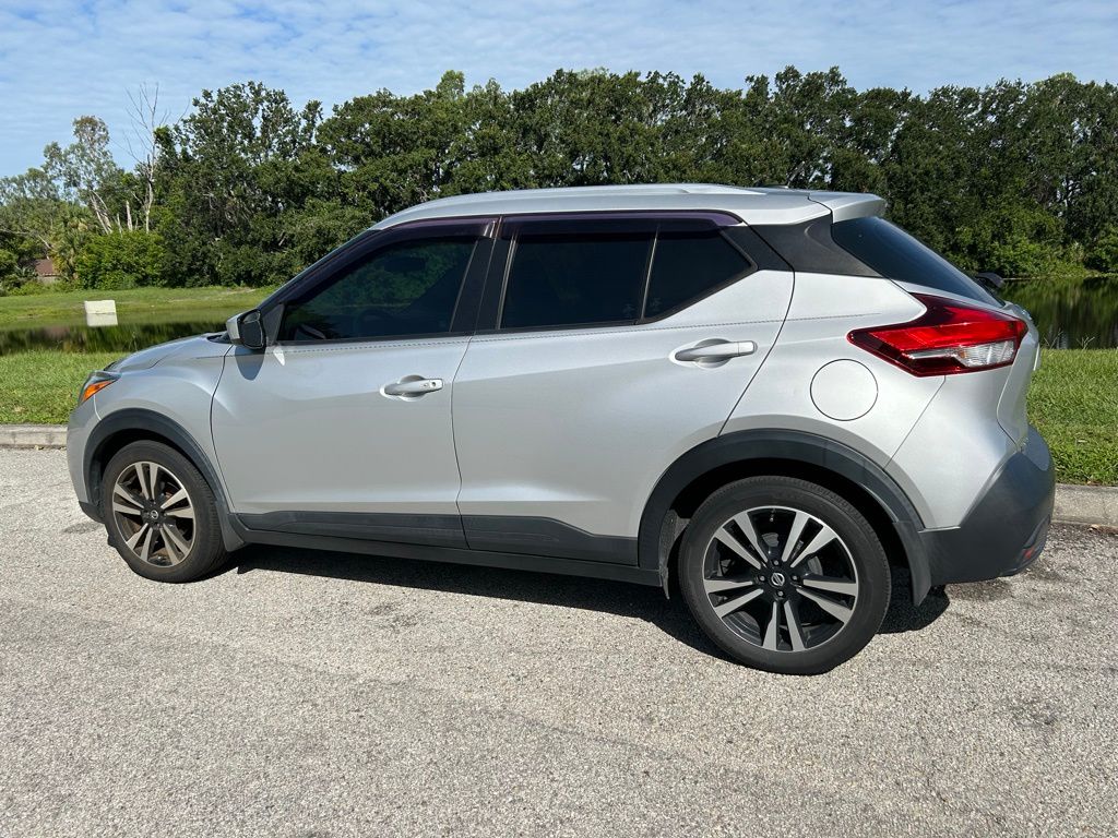 Thumbnail: 2019 Nissan Kicks - 3