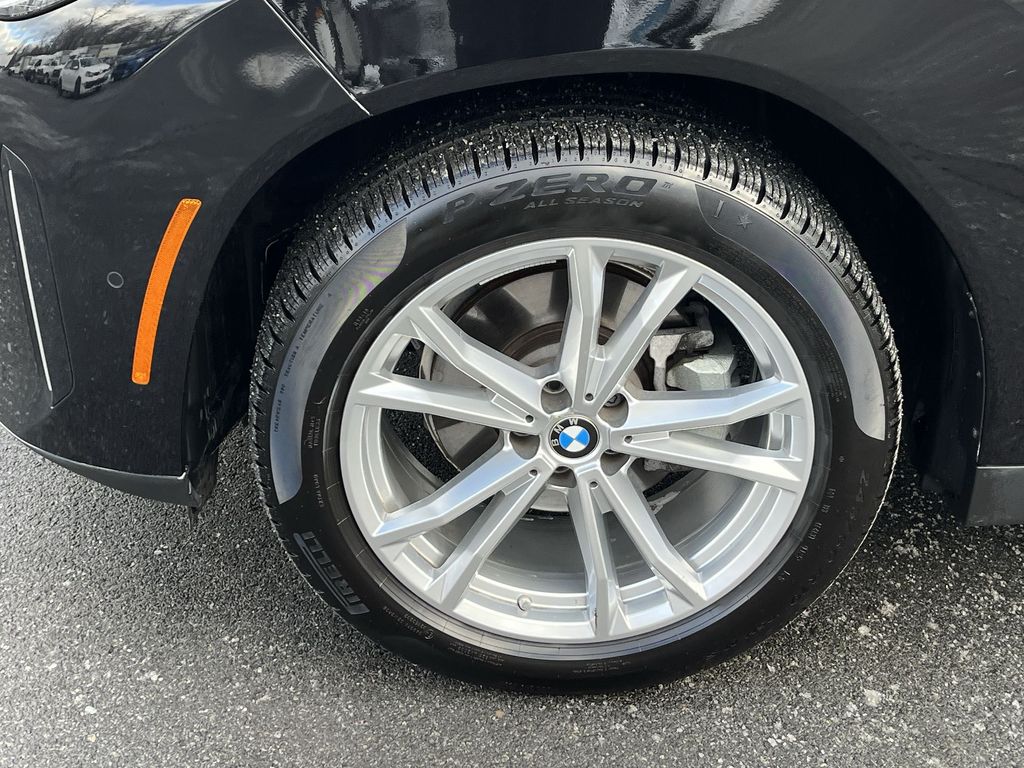 Thumbnail: 2025 BMW X3 - 10