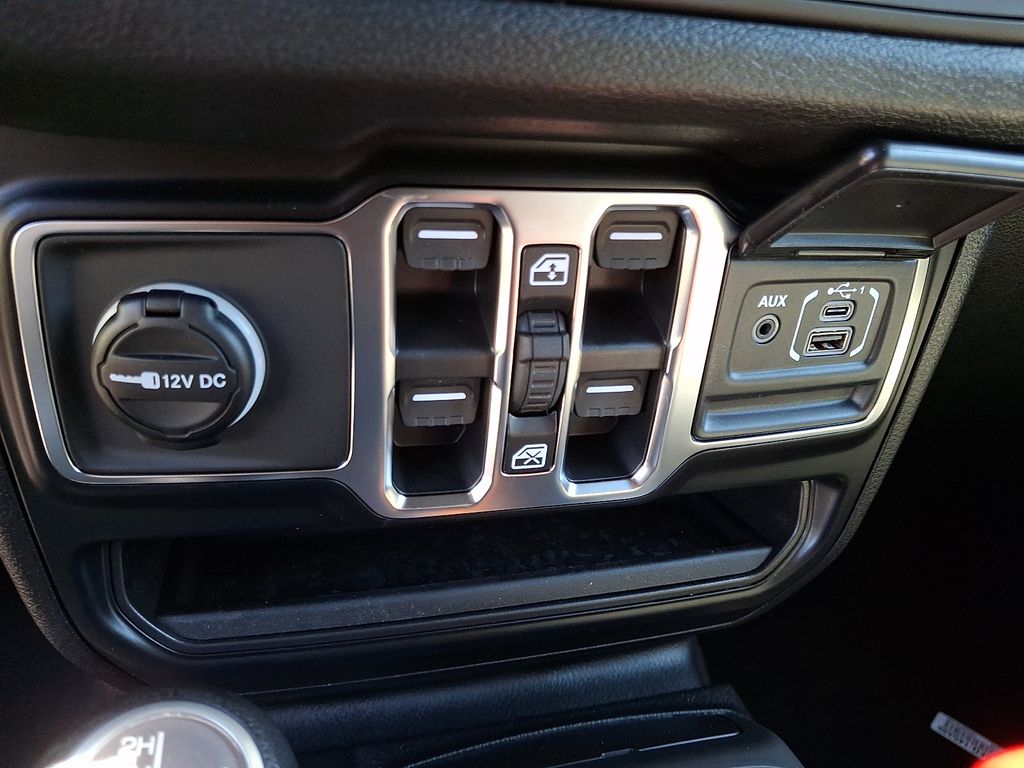 New 2026 Jeep Wrangler SUV