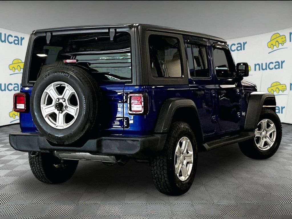 2019 Jeep Wrangler — photo 6