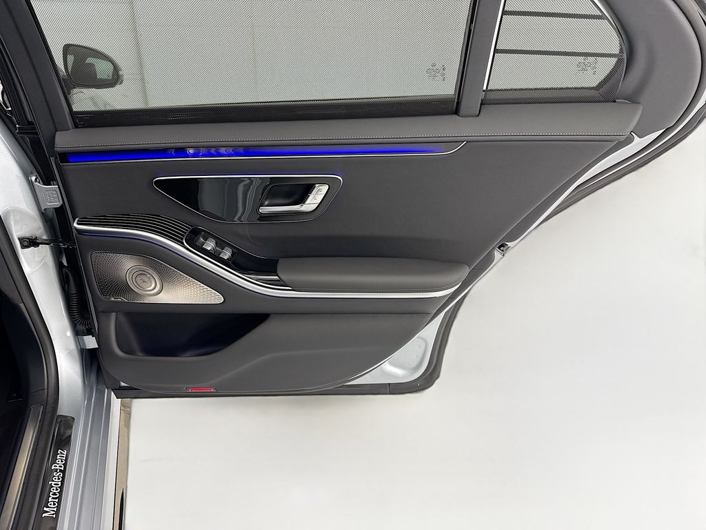 Thumbnail: 2026 Mercedes-Benz S-Class - 26