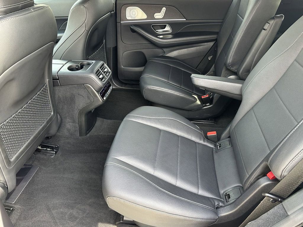 2022 Mercedes-Benz GLS GLS 450 24