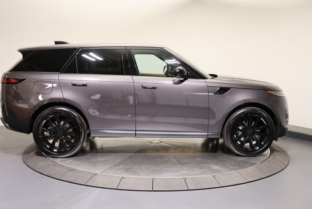 Thumbnail: 2026 Land Rover Range Rover Sport - 6
