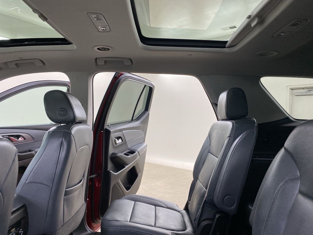 2019 Chevrolet Traverse Premier photo