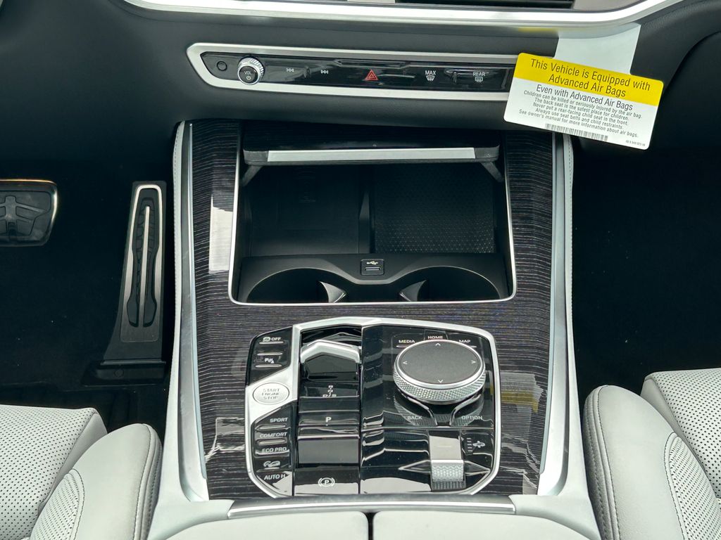 Thumbnail: 2026 BMW X5 - 27