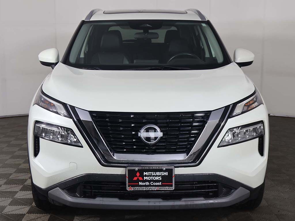 Used 2023 White Nissan SV image 12