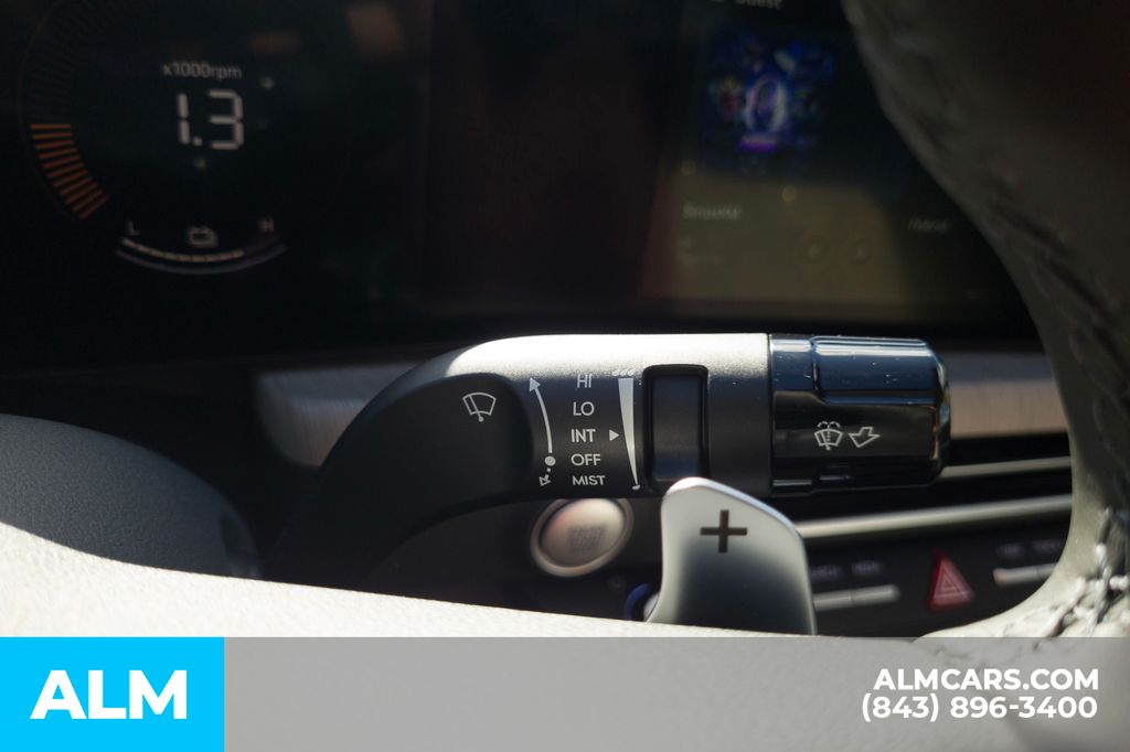2025 Hyundai Sonata Hybrid SEL - Photo 31