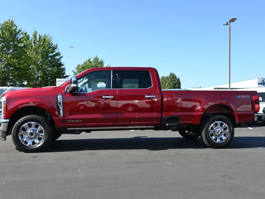 2025 Ford F-350 Super Duty Lariat