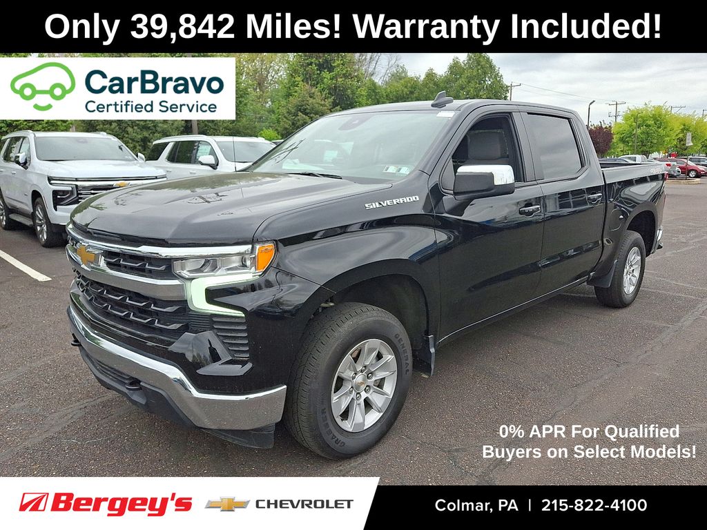 Black 2025 Chevrolet Silverado 1500 LT Crew Cab 4WD Pickup Truck Four-Wheel Drive Automatic