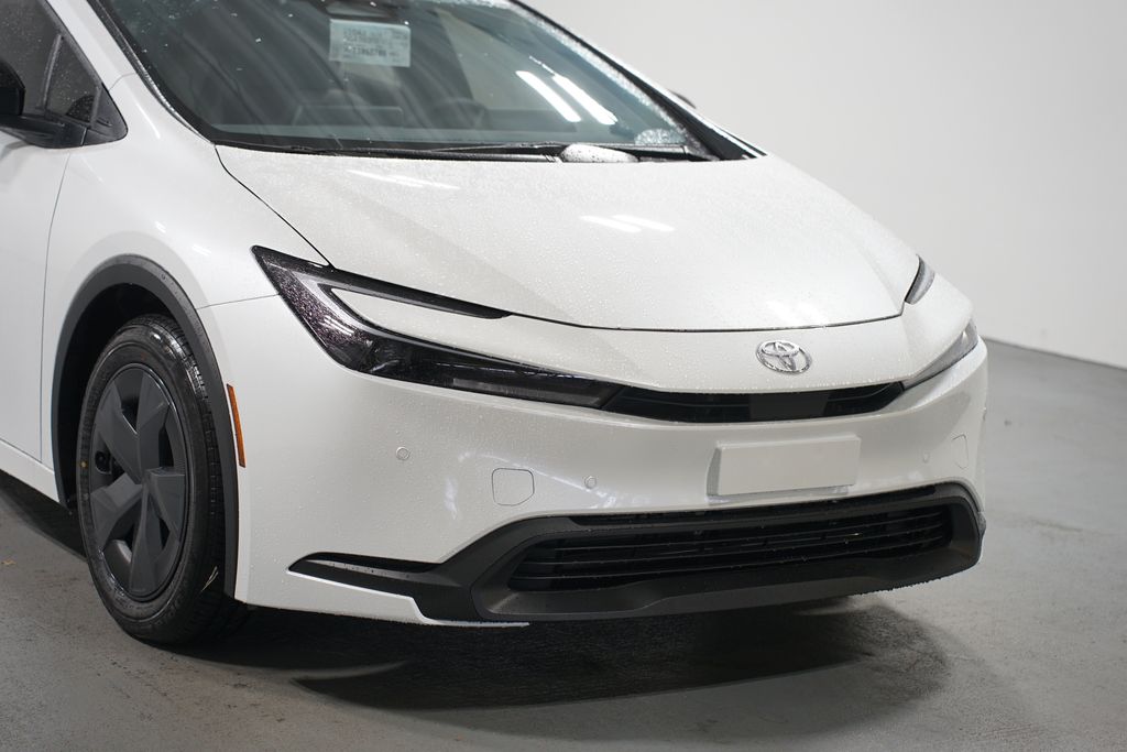 Thumbnail: 2026 Toyota Prius - 4
