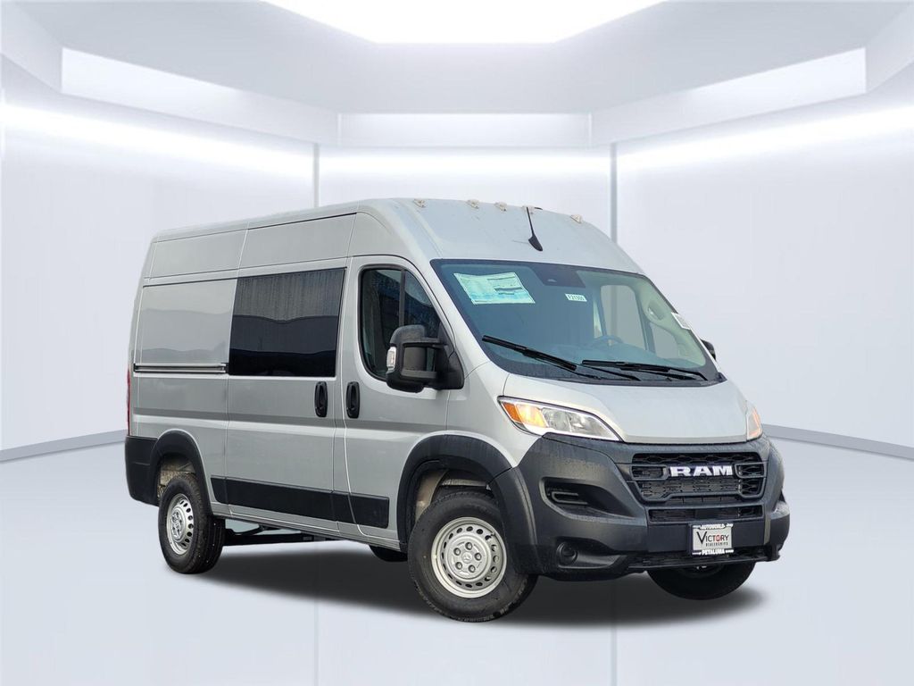 Bright Silver Clearcoat Metallic 2026 RAM ProMaster Van Front-Wheel Drive 9-Speed Automatic