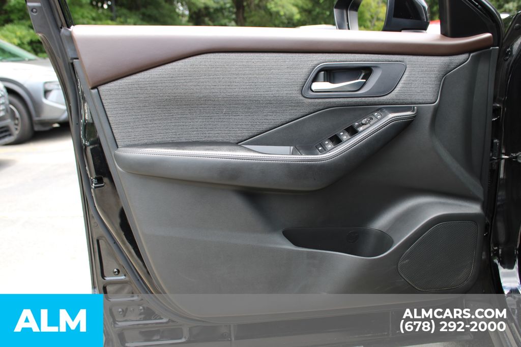 Used 2023 Black Nissan SV image 15