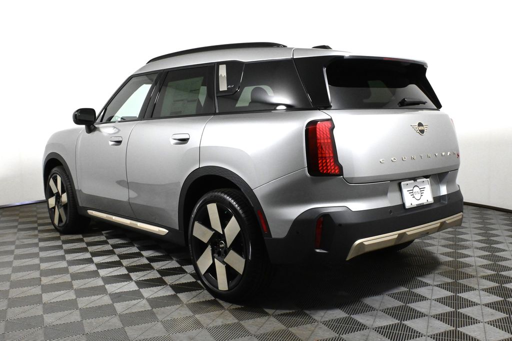 2025 MINI Cooper Countryman Base 5