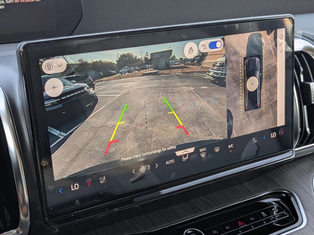 2025 Ford Expedition Platinum MAX