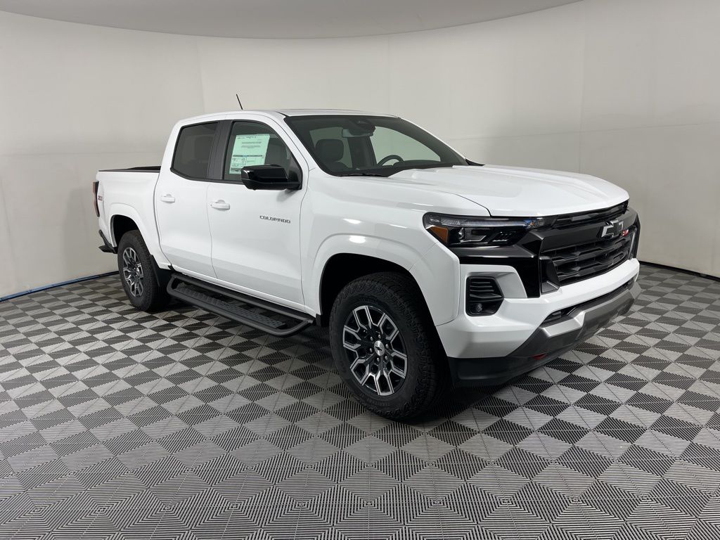 Thumbnail: 2026 Chevrolet Colorado - 6