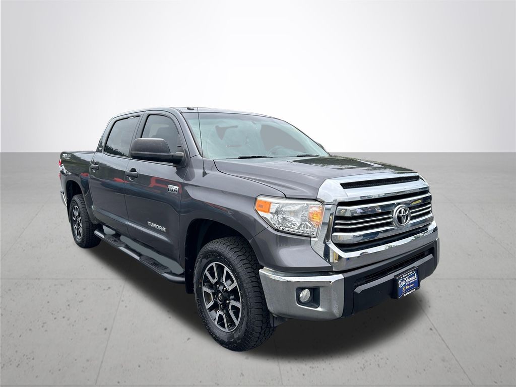 2017 Toyota Tundra SR5