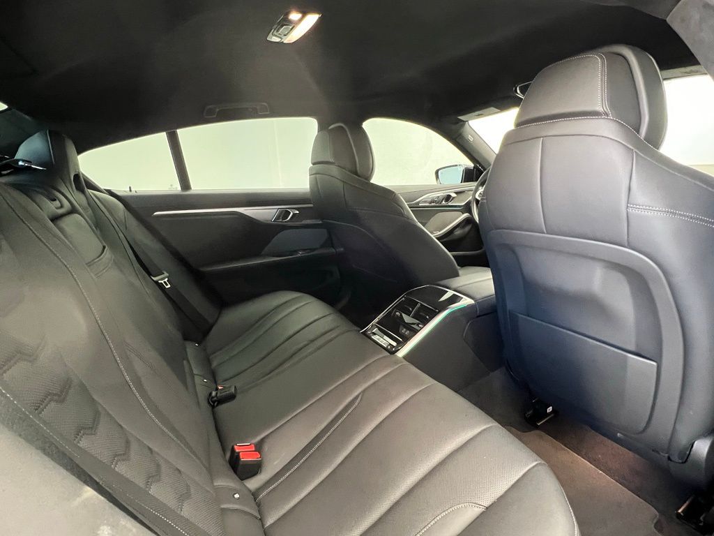 Thumbnail: 2022 BMW 8 Series - 8