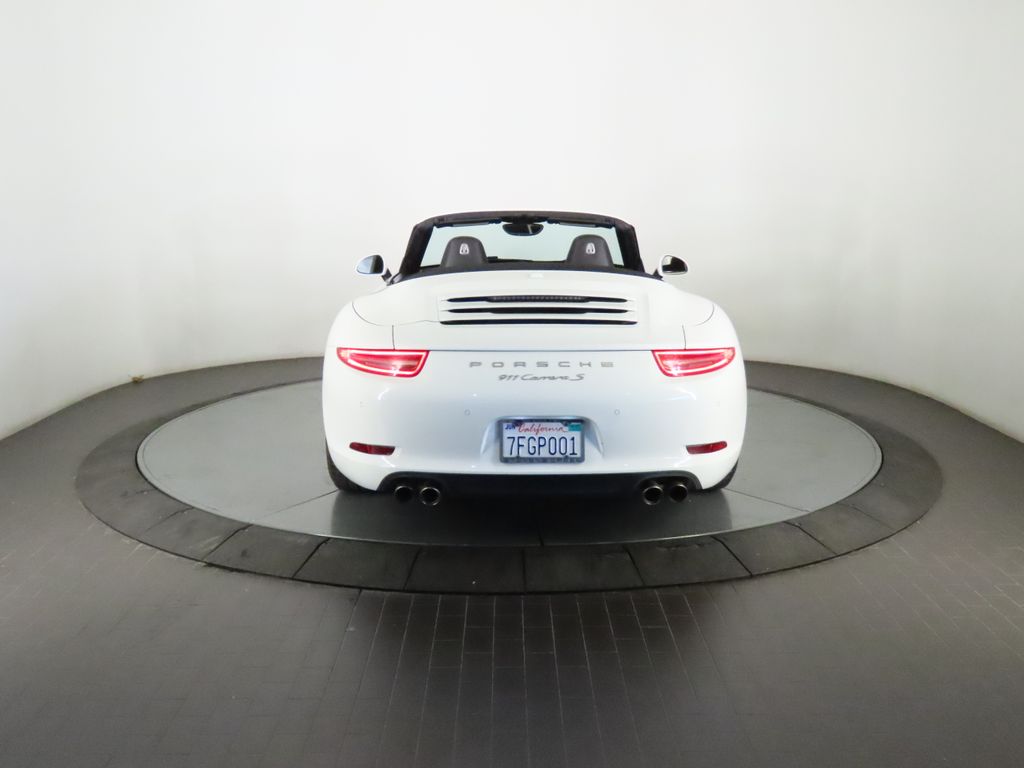 Thumbnail: 2014 Porsche 911 - 14