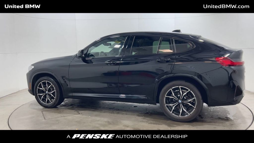 Thumbnail: 2025 BMW X4 - 6