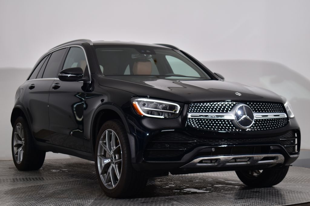 2022 Mercedes-Benz GLC 300 7