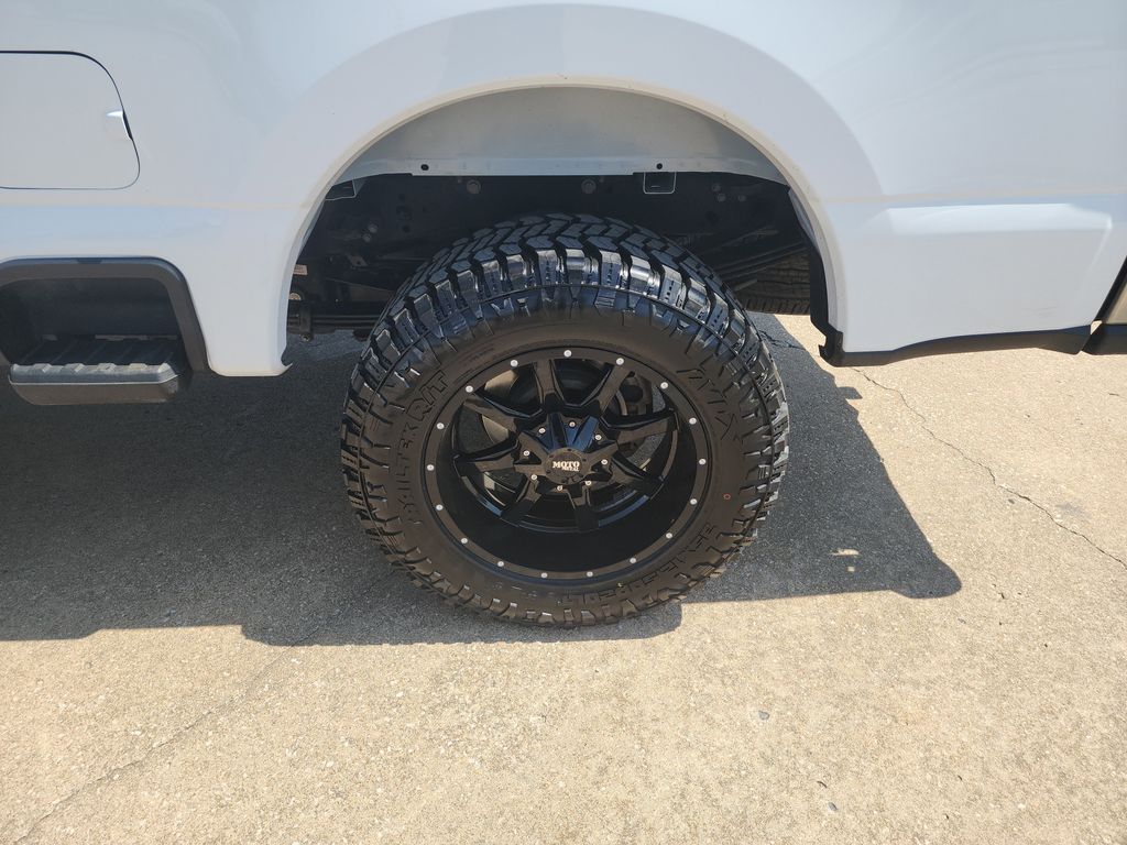 2024 Ford F-350SD XLT photo