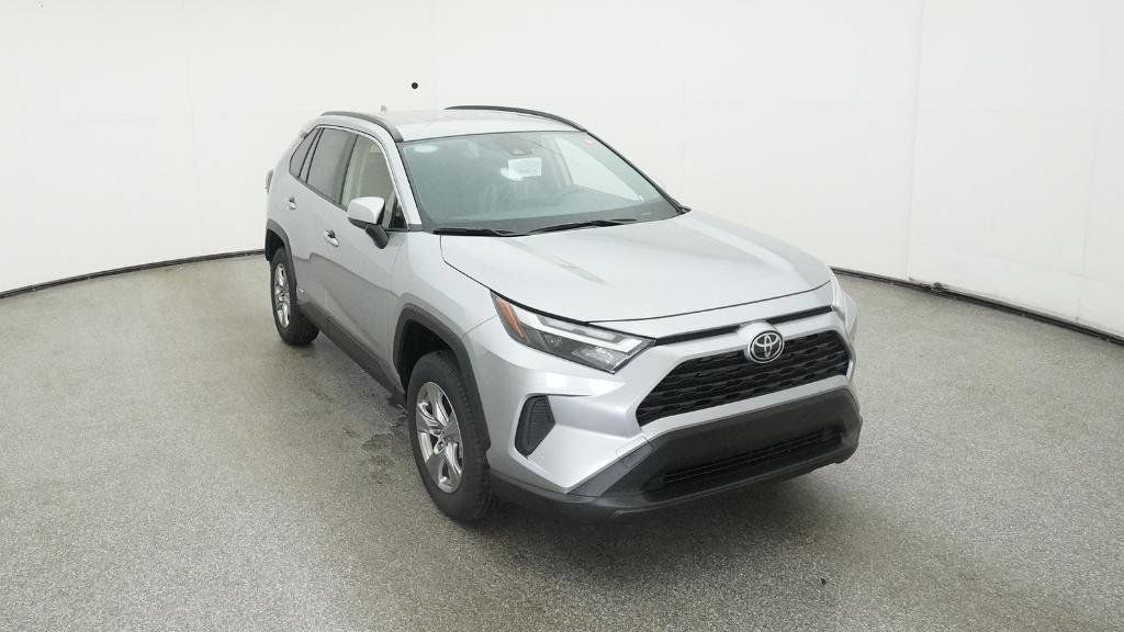 Thumbnail: 2025 Toyota RAV4 - 31