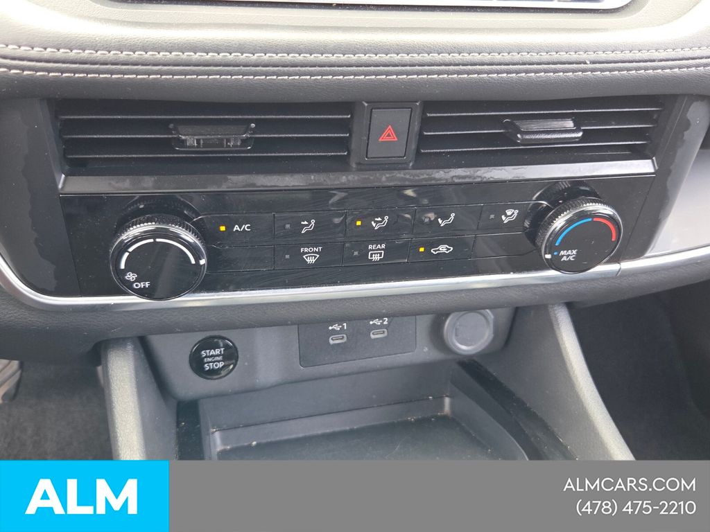 Used 2024 Silver Nissan S image 20