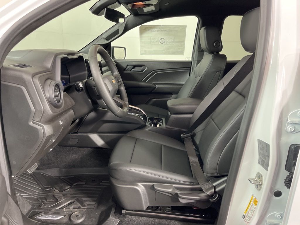 Thumbnail: 2026 Chevrolet Colorado - 24