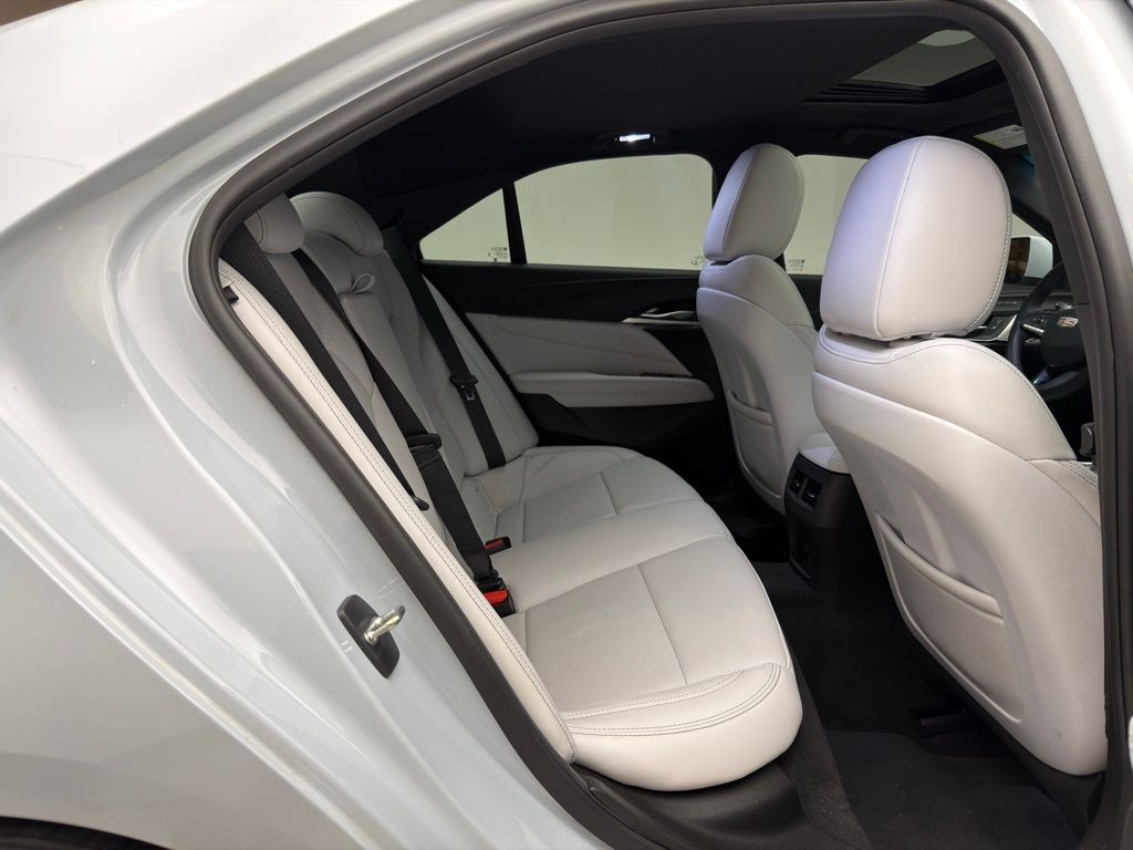 Thumbnail: 2021 Cadillac CT4 - 7