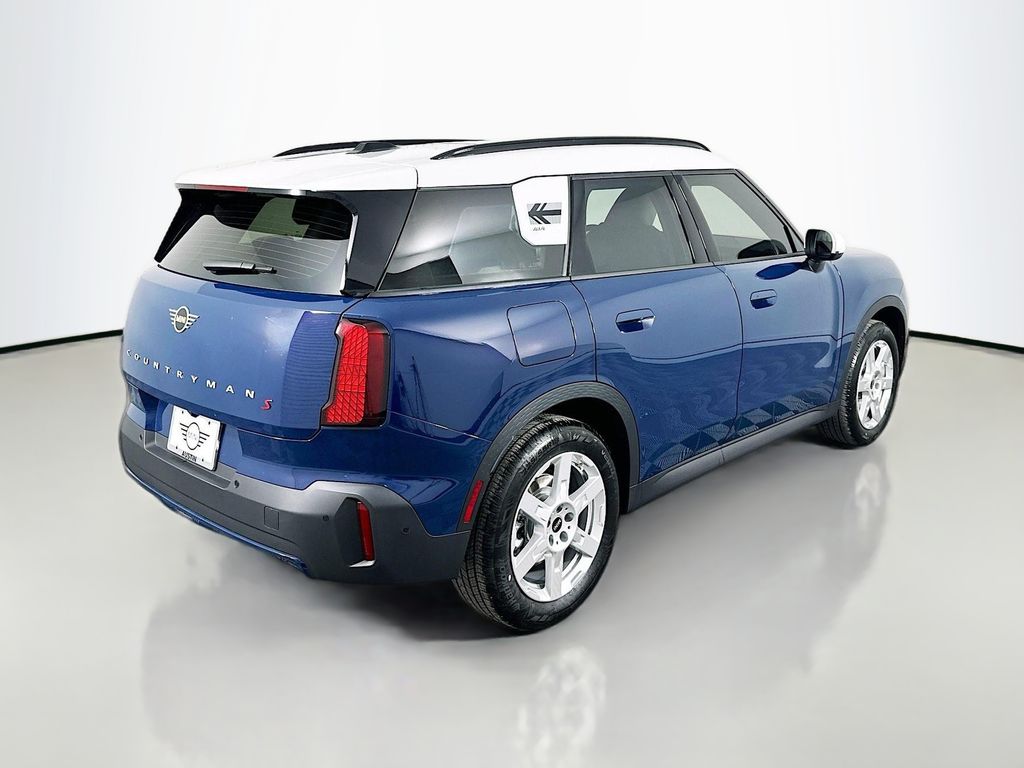 2025 MINI Cooper Countryman Base 5