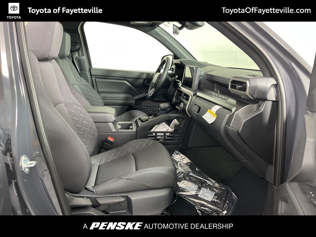 Thumbnail: 2025 Toyota Tacoma - 10