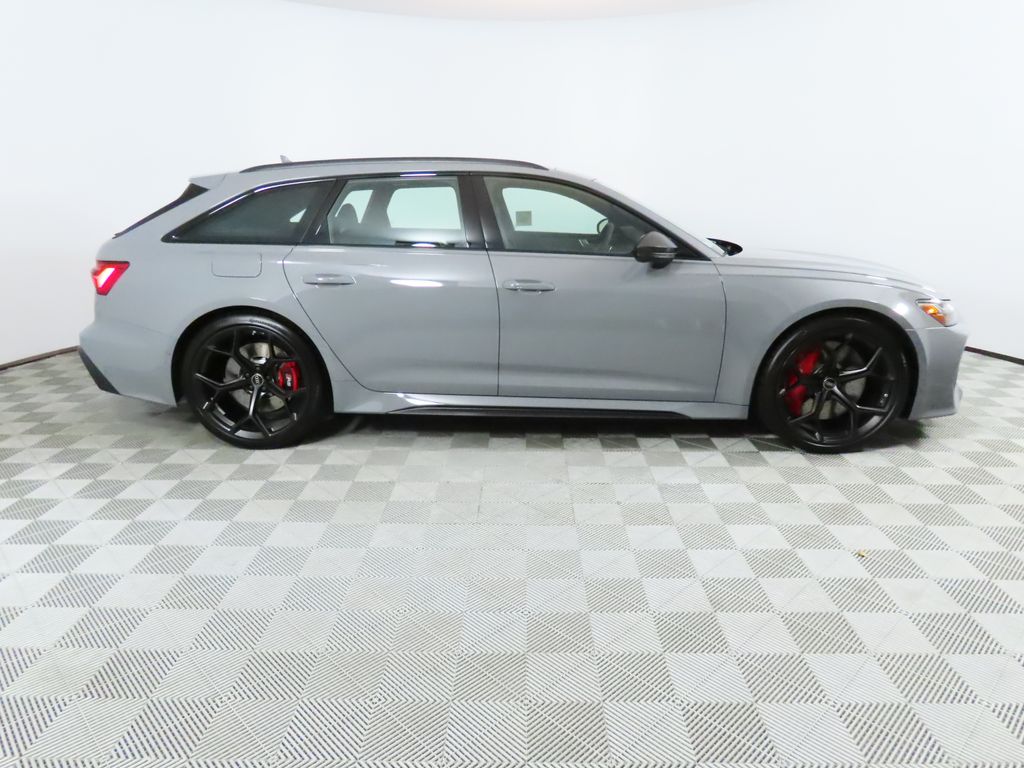 Thumbnail: 2025 Audi RS 6 - 6