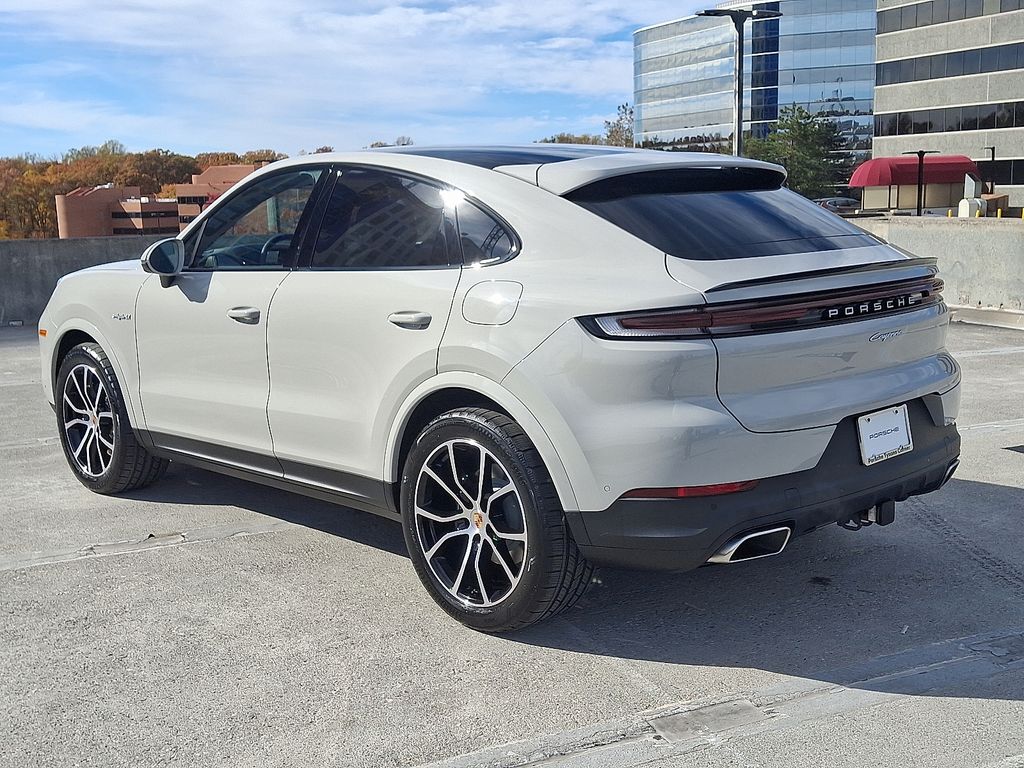 Thumbnail: 2026 Porsche  - 10