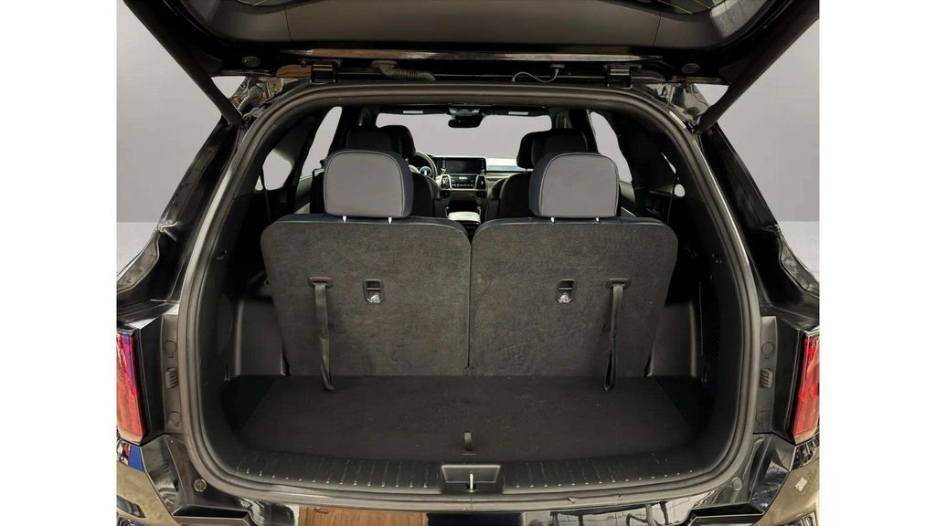 Used 2023 Aurora Black Kia SX Prestige image 29