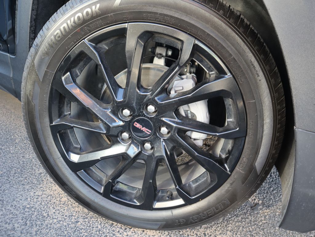 Thumbnail: 2023 GMC Terrain - 17