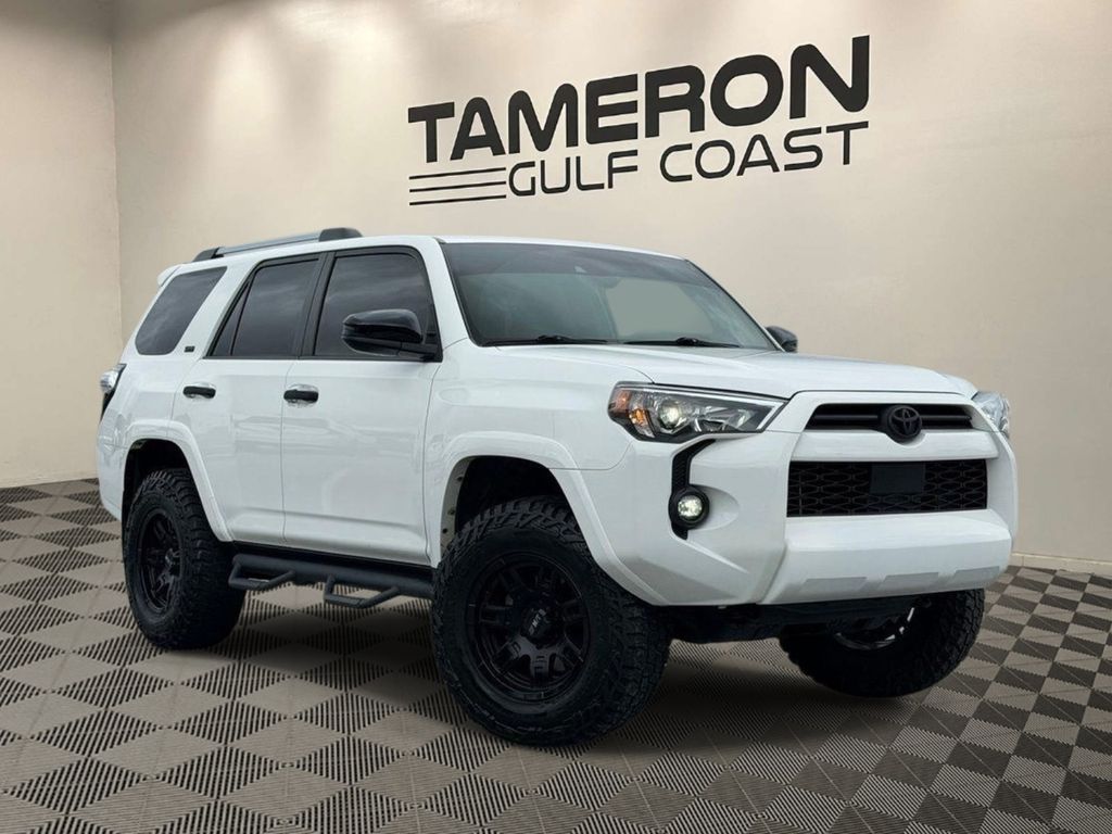 2023 Toyota 4Runner SR5 RWD
