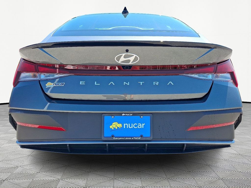 2026 Hyundai Elantra — photo 6